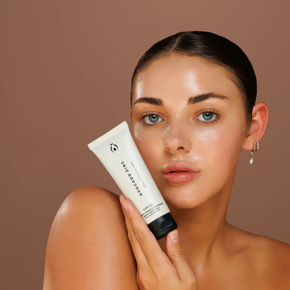 Avocado Zinc SPF 50 Natural Tinted Moisturiser: Light-Medium