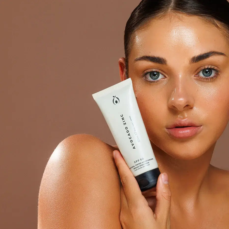 Avocado Zinc SPF 50 Natural Tinted Moisturiser: Medium-Dark