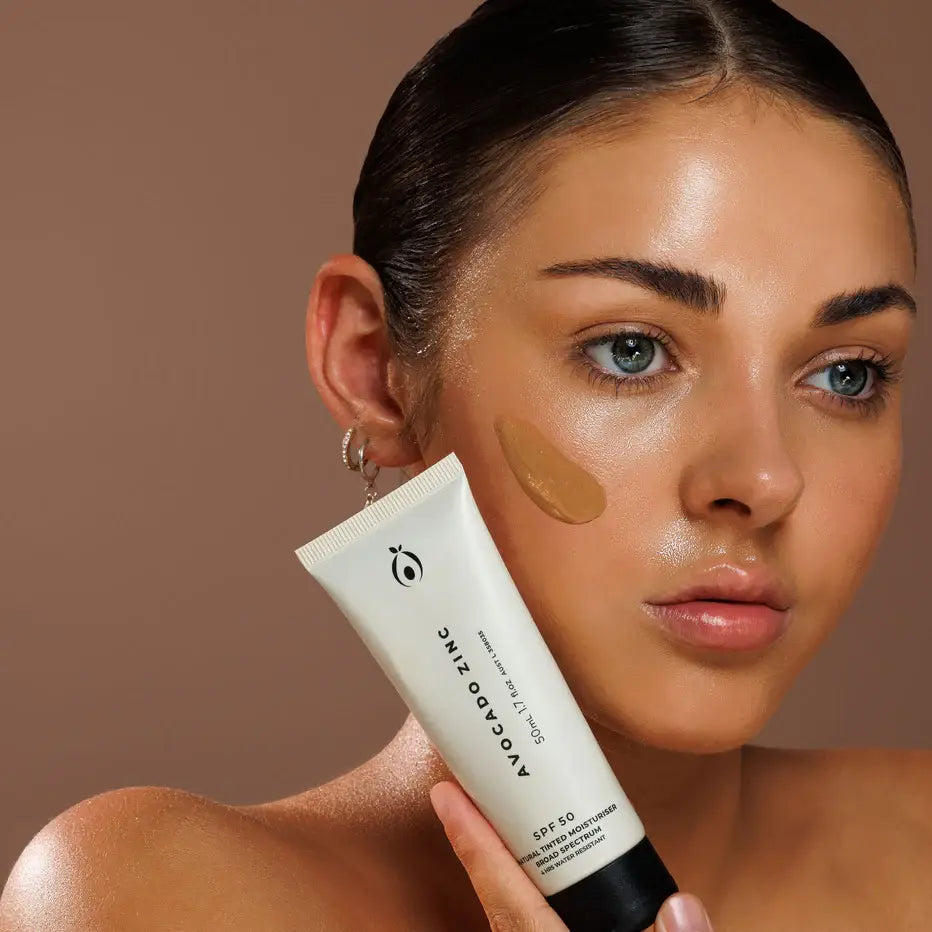 Avocado Zinc SPF 50 Natural Tinted Moisturiser: Medium-Dark
