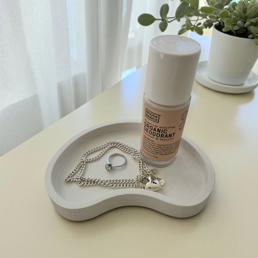 LMJ Candles Minimalistic Candle Tray - Bean Shape