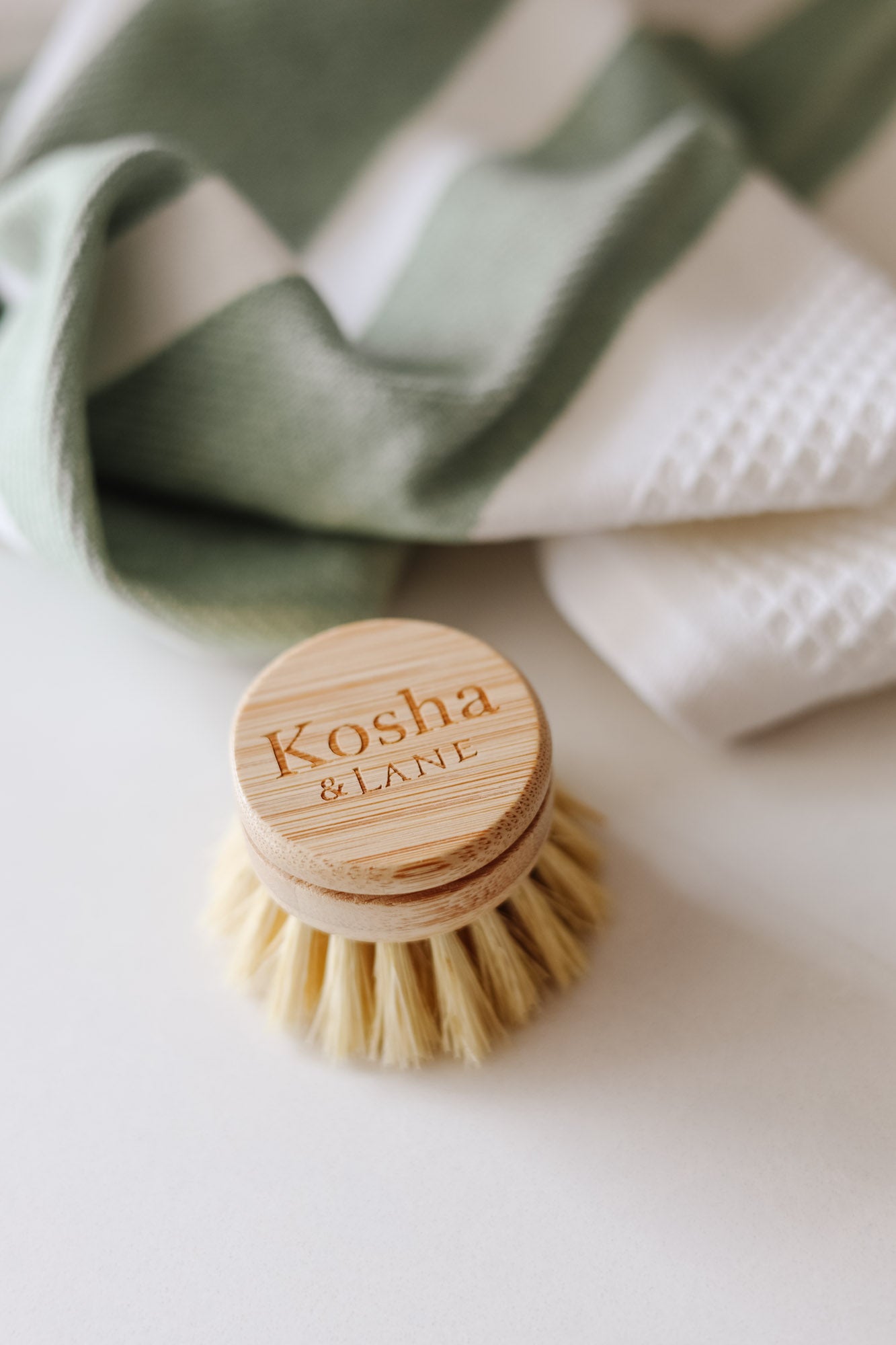 Kosha & Lane Bamboo Dishwashing Brush with Replacement Heads set